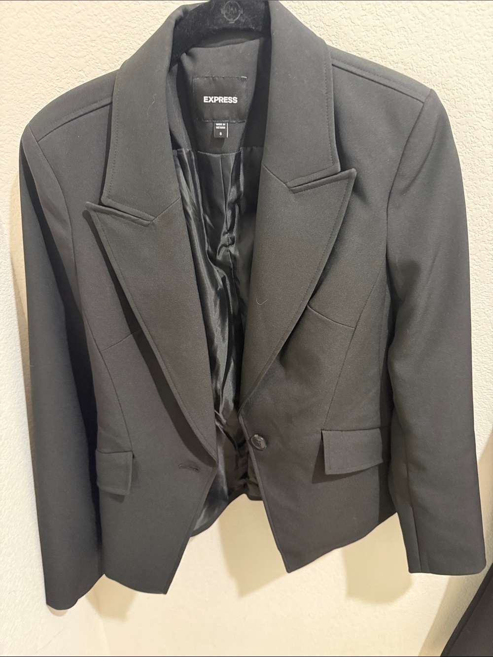 Express Black Women's Single-Button Tailored Blazer